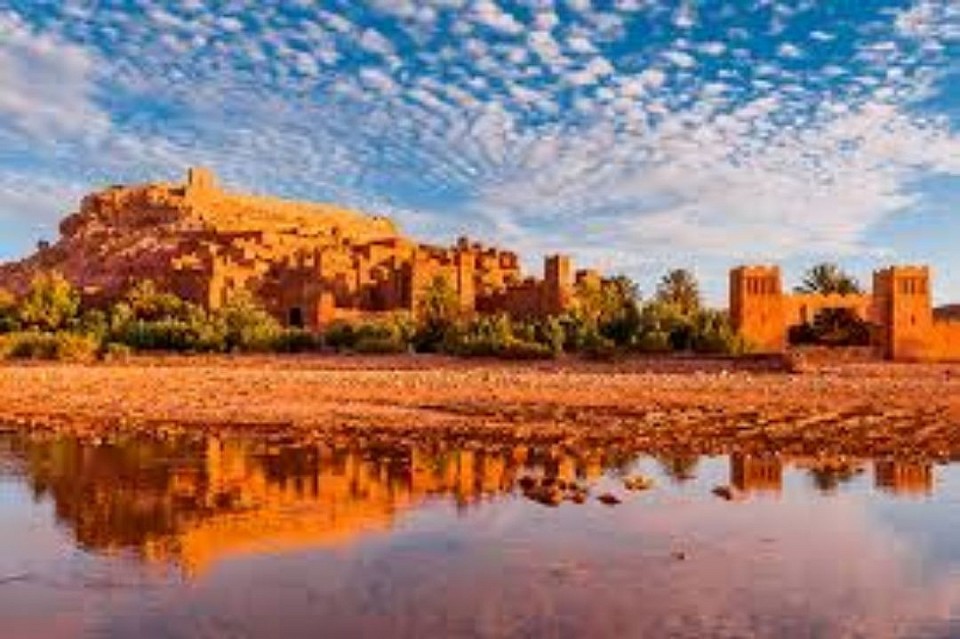Day 7 - Ouarzazate - Ait Ben Haddou - Marrakech (Qasba of Taourirt, Ksar d'Ait Ben Haddou and High Atlas) Included: breakfast, dinner After breakfast, we will leave to begin our tour of Ouarzazate, where we will visit the Qasba of Taourirt, residence of the former Pasha of Marrakech Thami El Glaoui, also known as the Lord of the Atlas. We will continue to see the Ksar of Ait Ben Haddou, which has been declared a World Heritage Site by UNESCO thanks to its incredible beauty. It is a qasba full of crenellated towers that has been the protagonist of countless films. We will cross the High Atlas Mountains through the Tizi n'Tichka pass, located more than 2,260 m above sea level, being one of the highest walks in all of Morocco. Arrival in Marrakech, dinner and accommodation at the hotel.